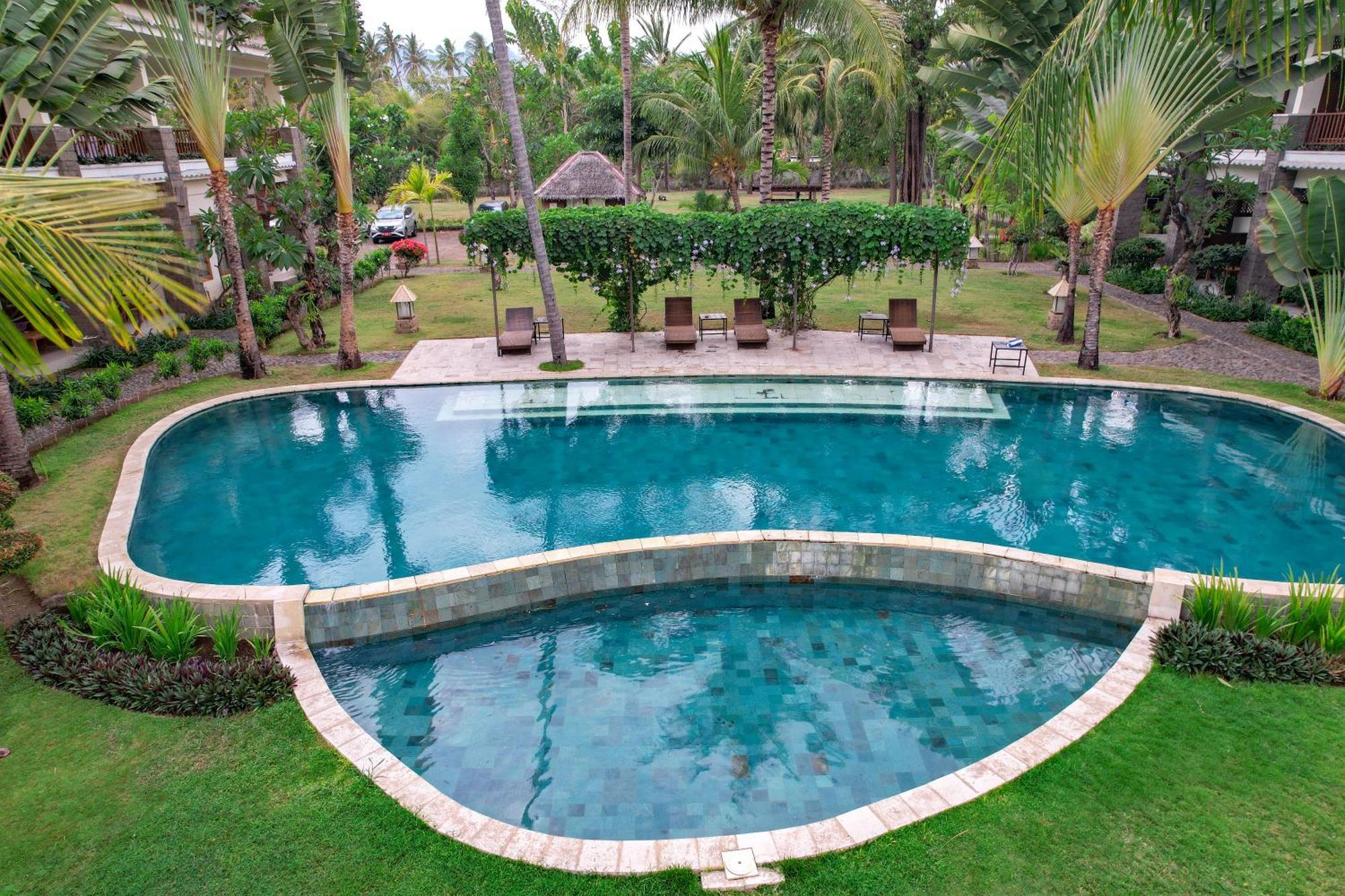 Mina Tanjung Hotel Exterior photo