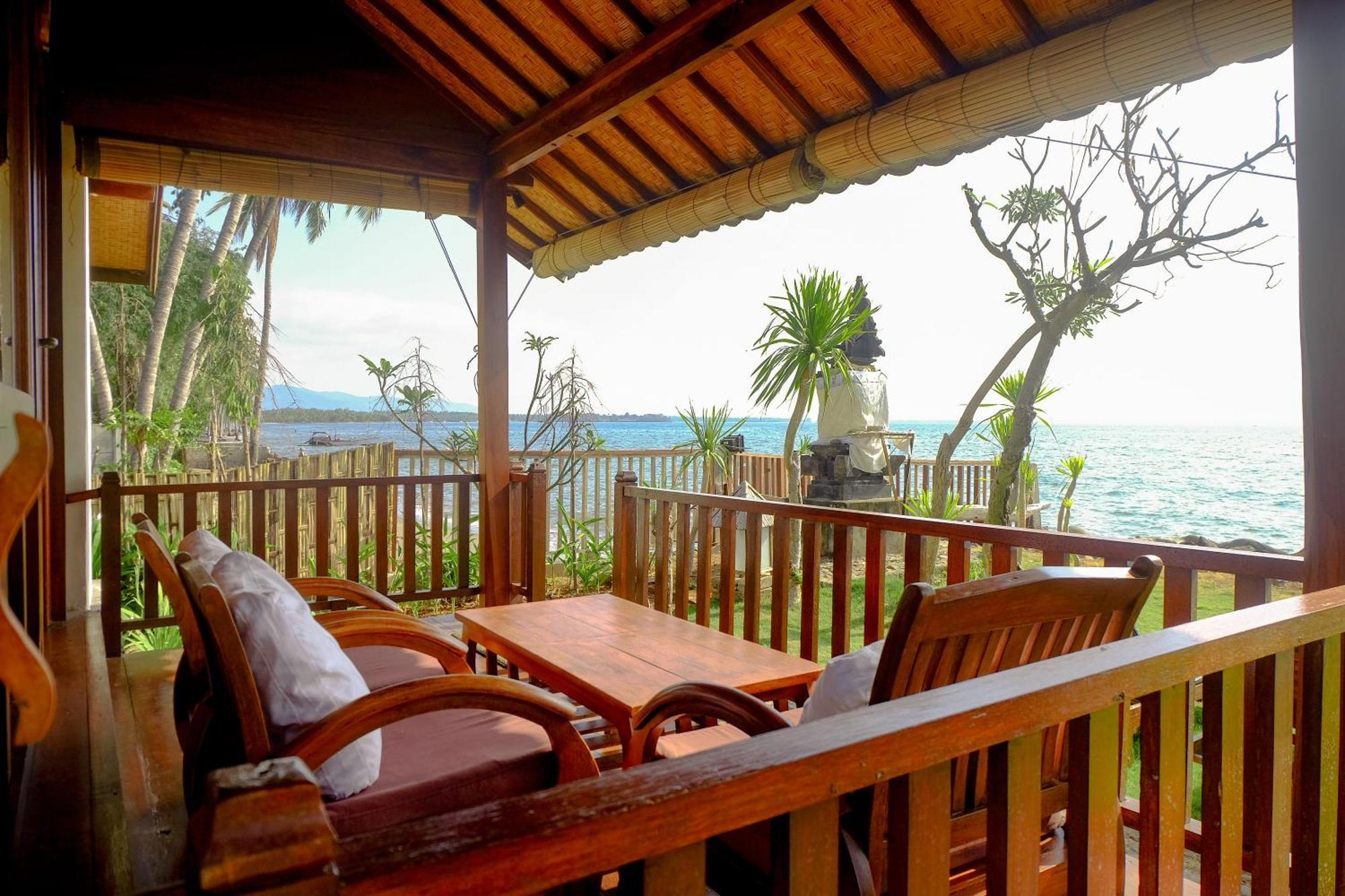 Mina Tanjung Hotel Exterior photo
