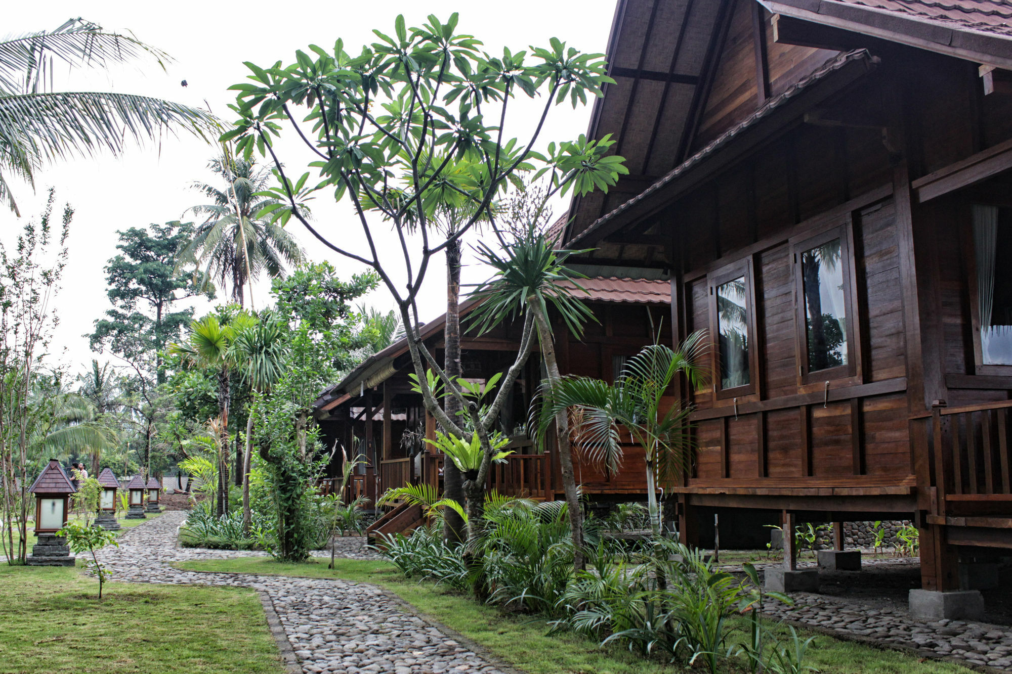Mina Tanjung Hotel Exterior photo