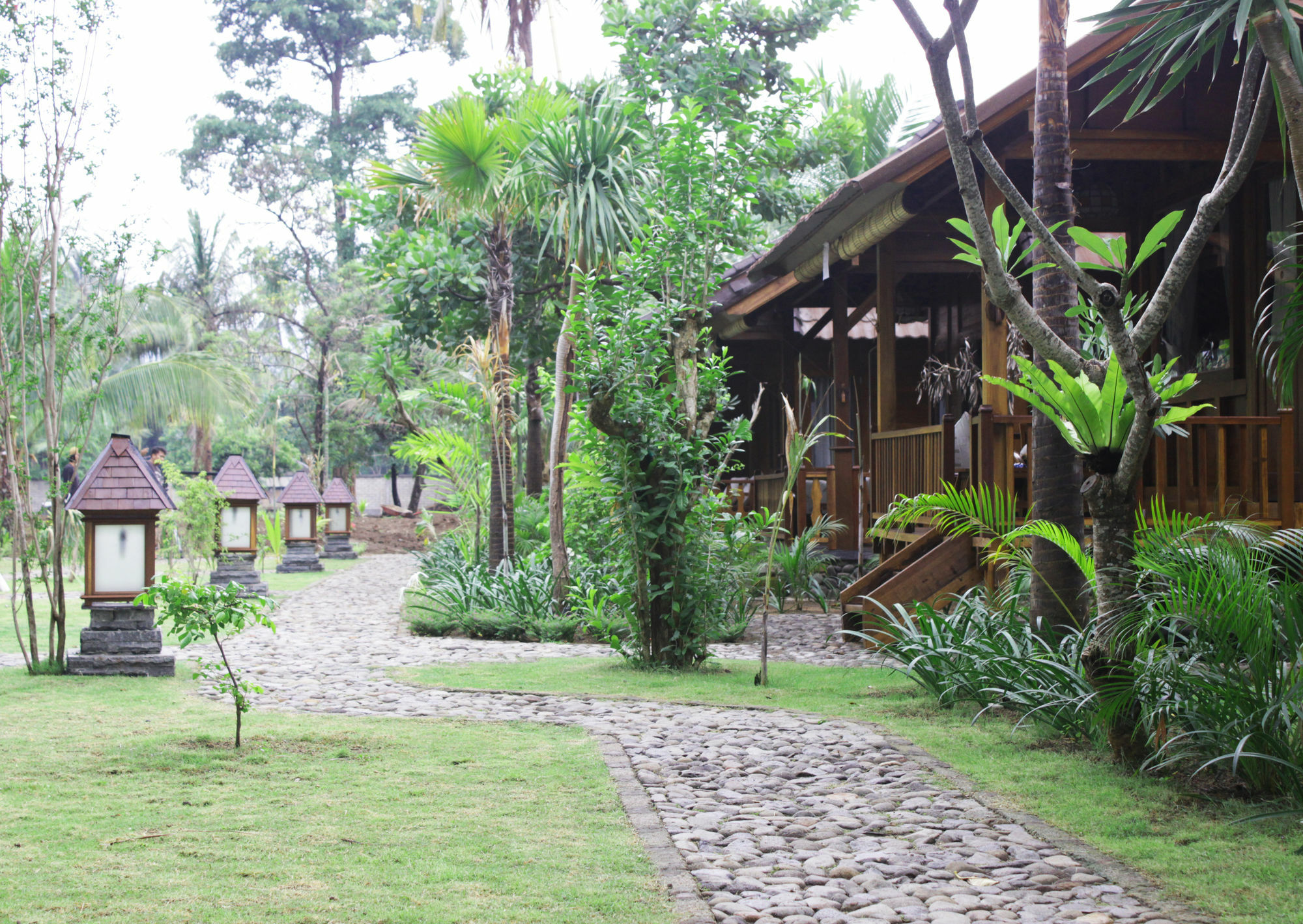 Mina Tanjung Hotel Exterior photo