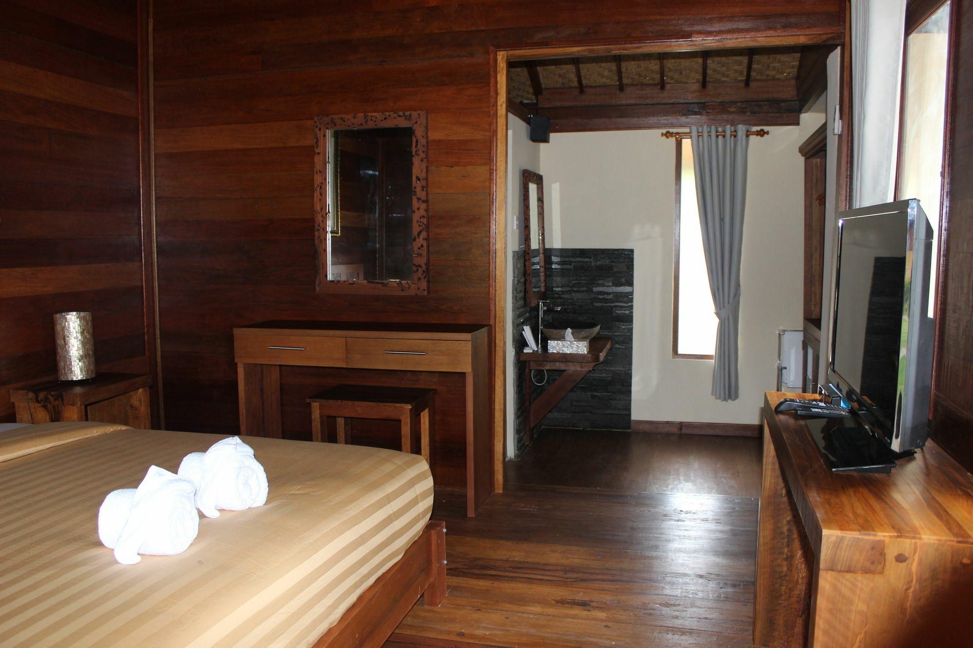 Mina Tanjung Hotel Exterior photo